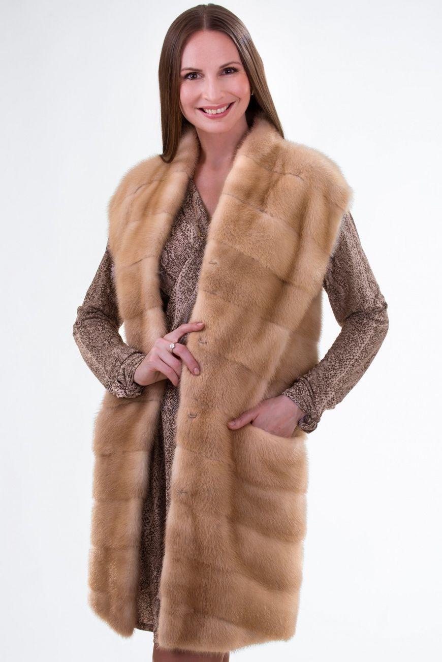 Жилет женский из меха норки фото