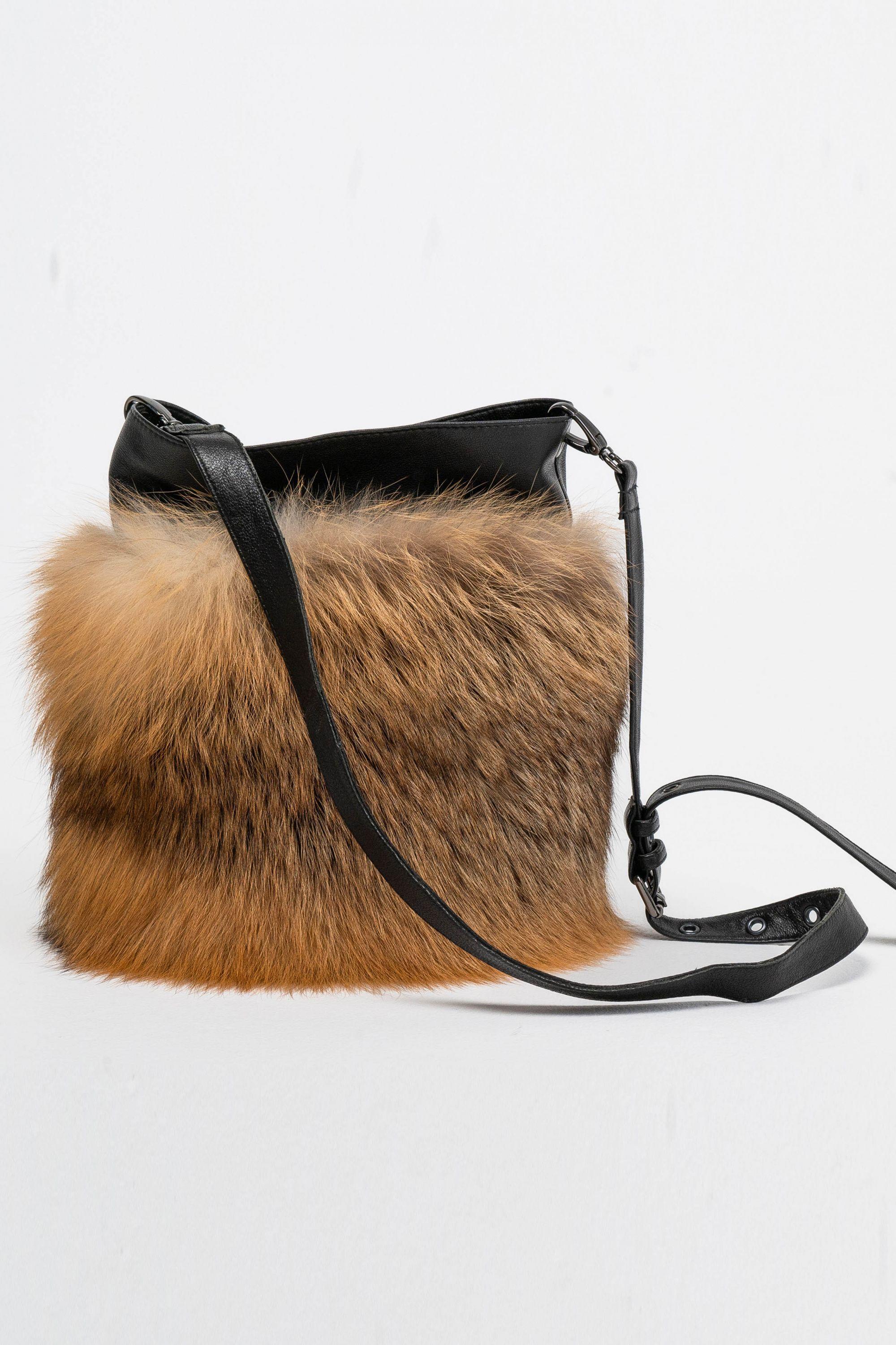 Сумка с мехом лисы фото