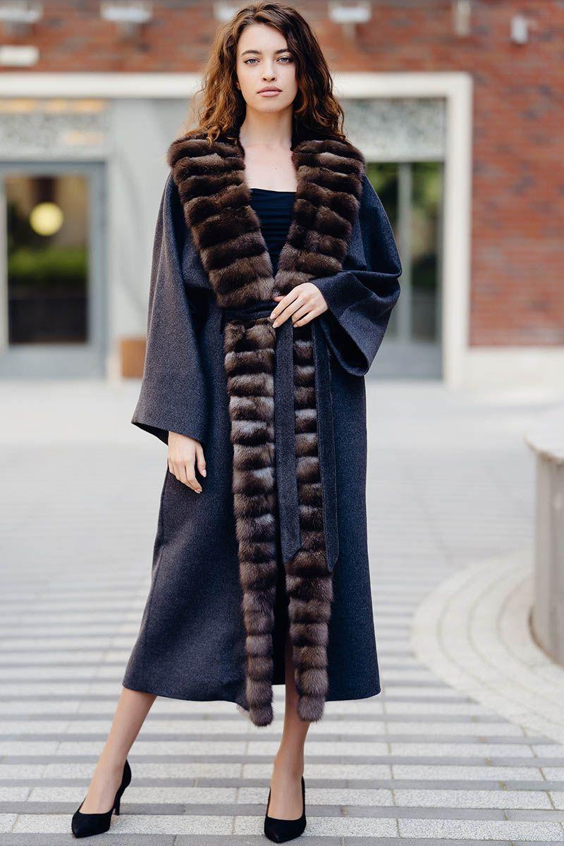 Кашемировое пальто с соболем фото