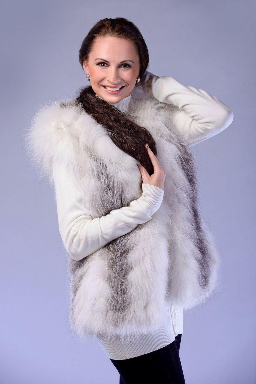 Шуба  из полярной лисы фото