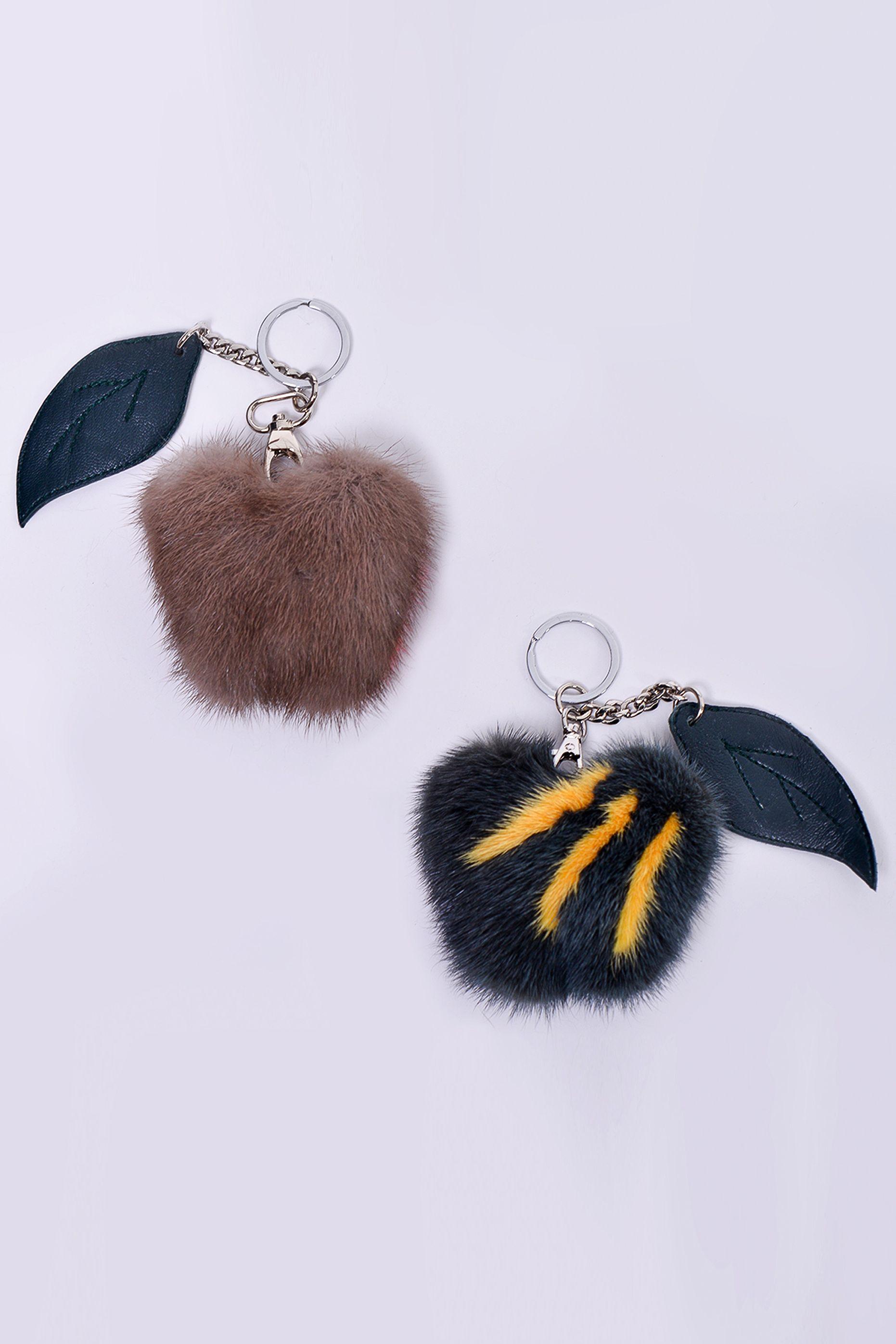 Сувенир из натурального меха фото