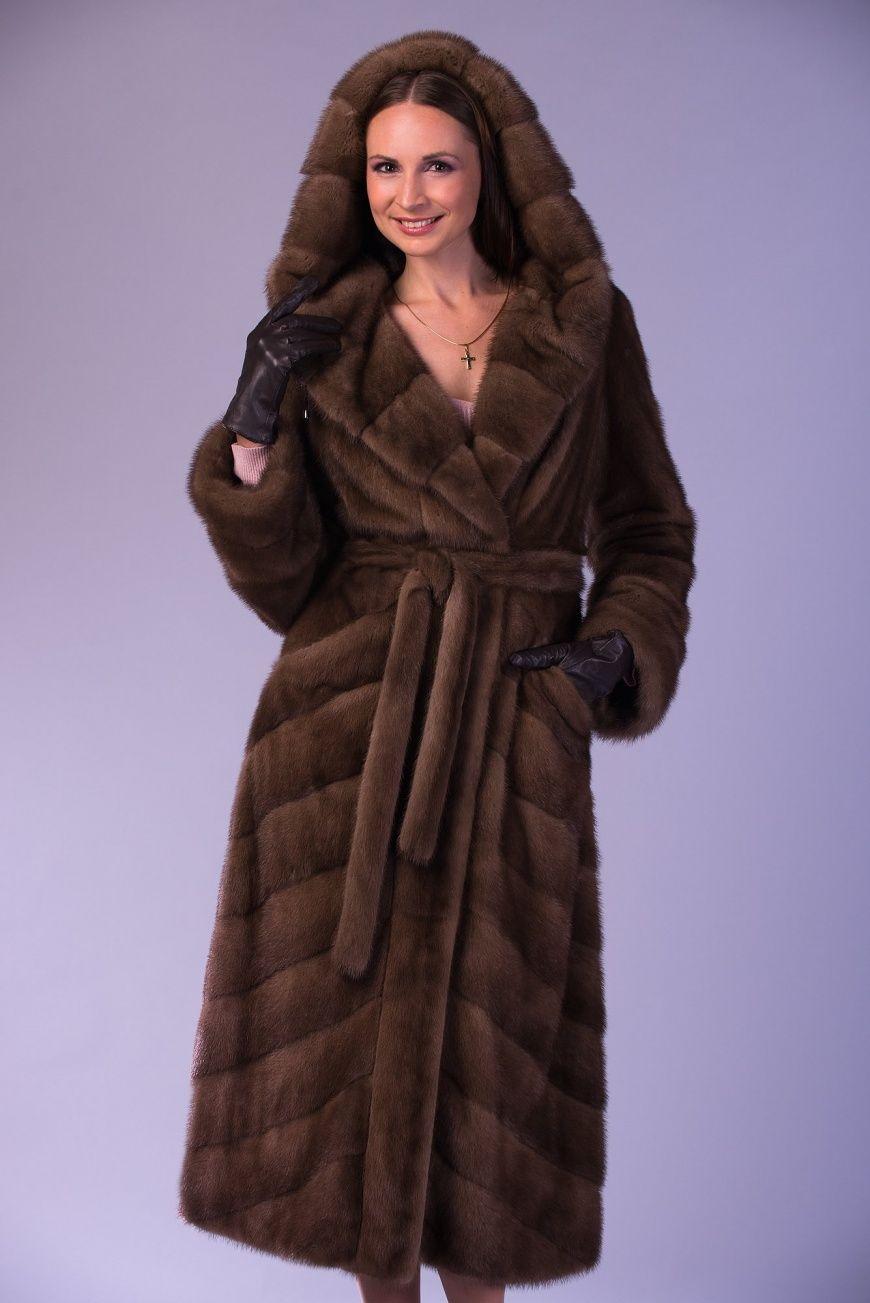Шуба из норки  с капюшоном фото
