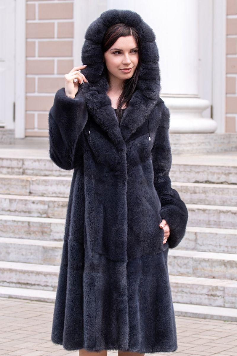 Пальто из меха норки с капюшоном фото