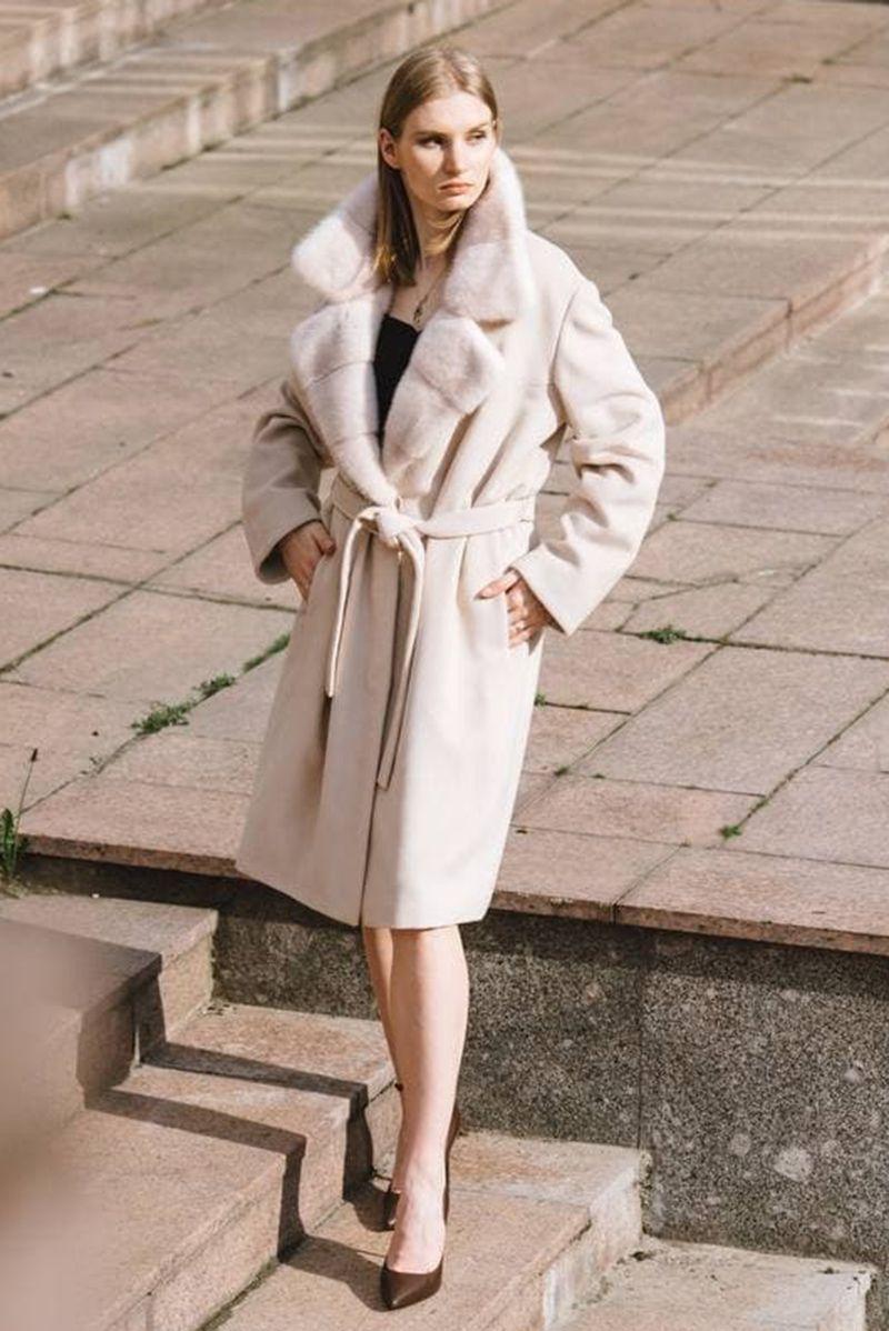Пальто из кашемира с норкой фото
